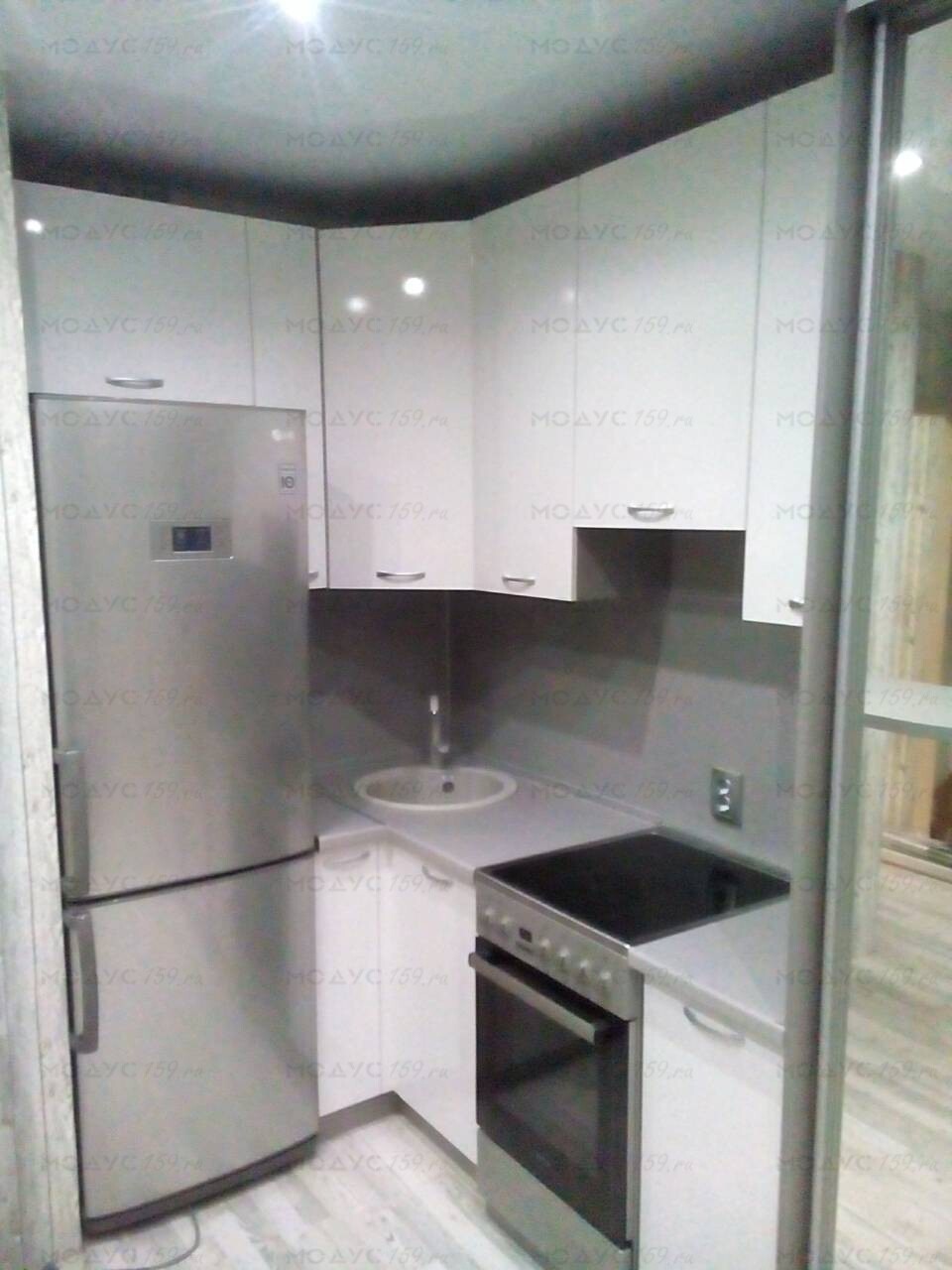 угловая кухня левая с холодильником